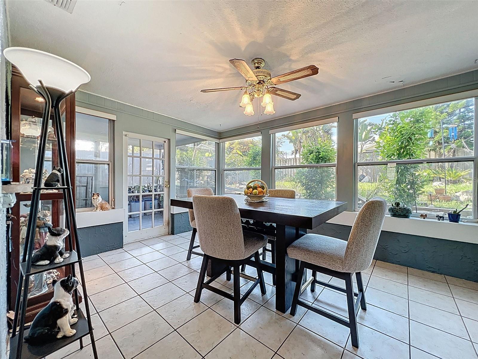 Image 12 of 52 For 8640 Horizon Lane