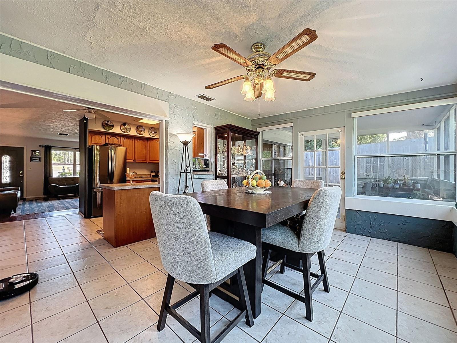 Image 13 of 52 For 8640 Horizon Lane