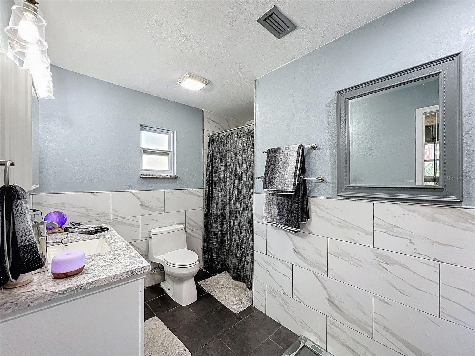Image 30 of 52 For 8640 Horizon Lane