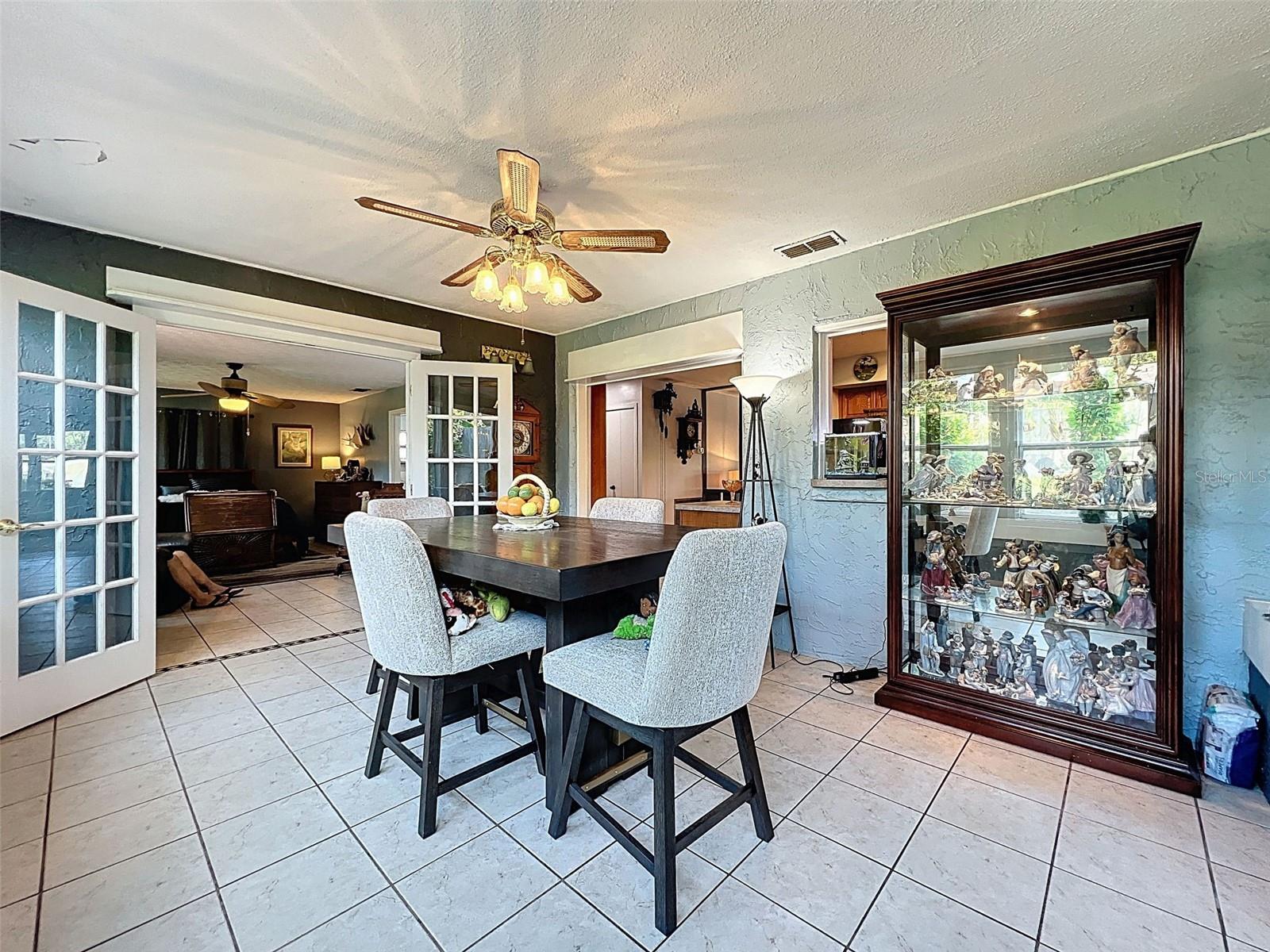 Image 33 of 52 For 8640 Horizon Lane