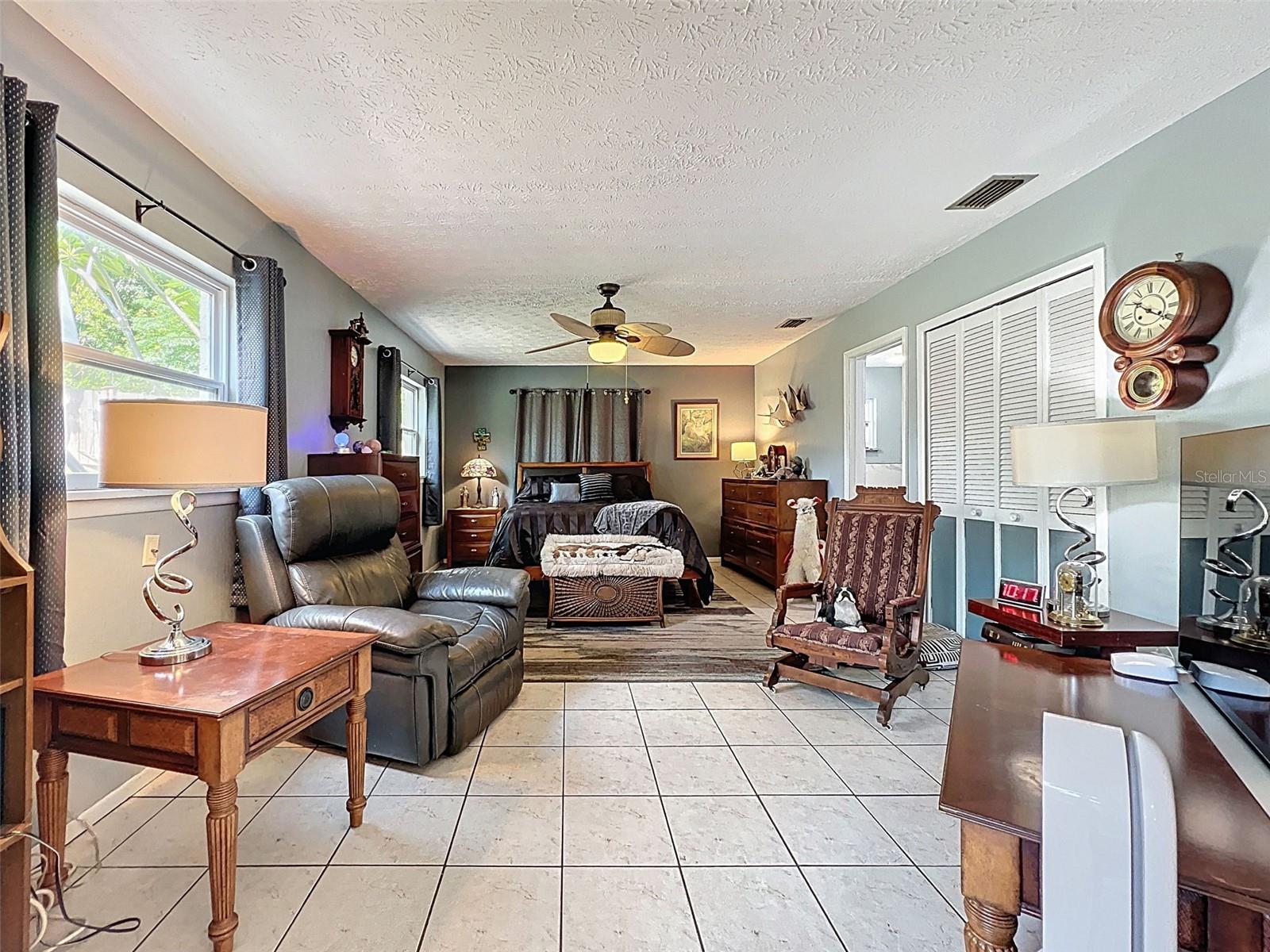 Image 38 of 52 For 8640 Horizon Lane
