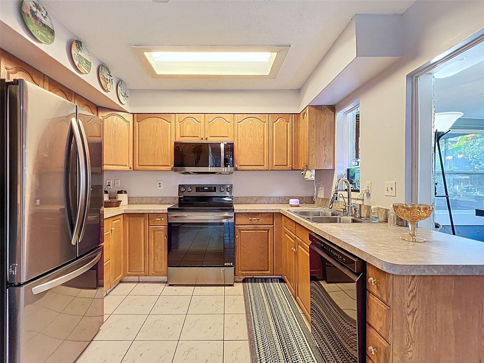 Image 9 of 52 For 8640 Horizon Lane