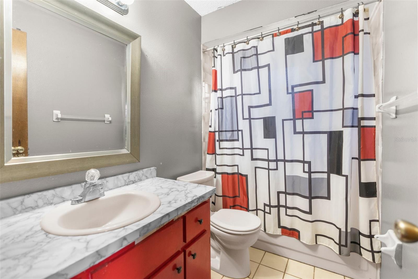 Image 19 of 26 For 10163 Spring Hill Drive