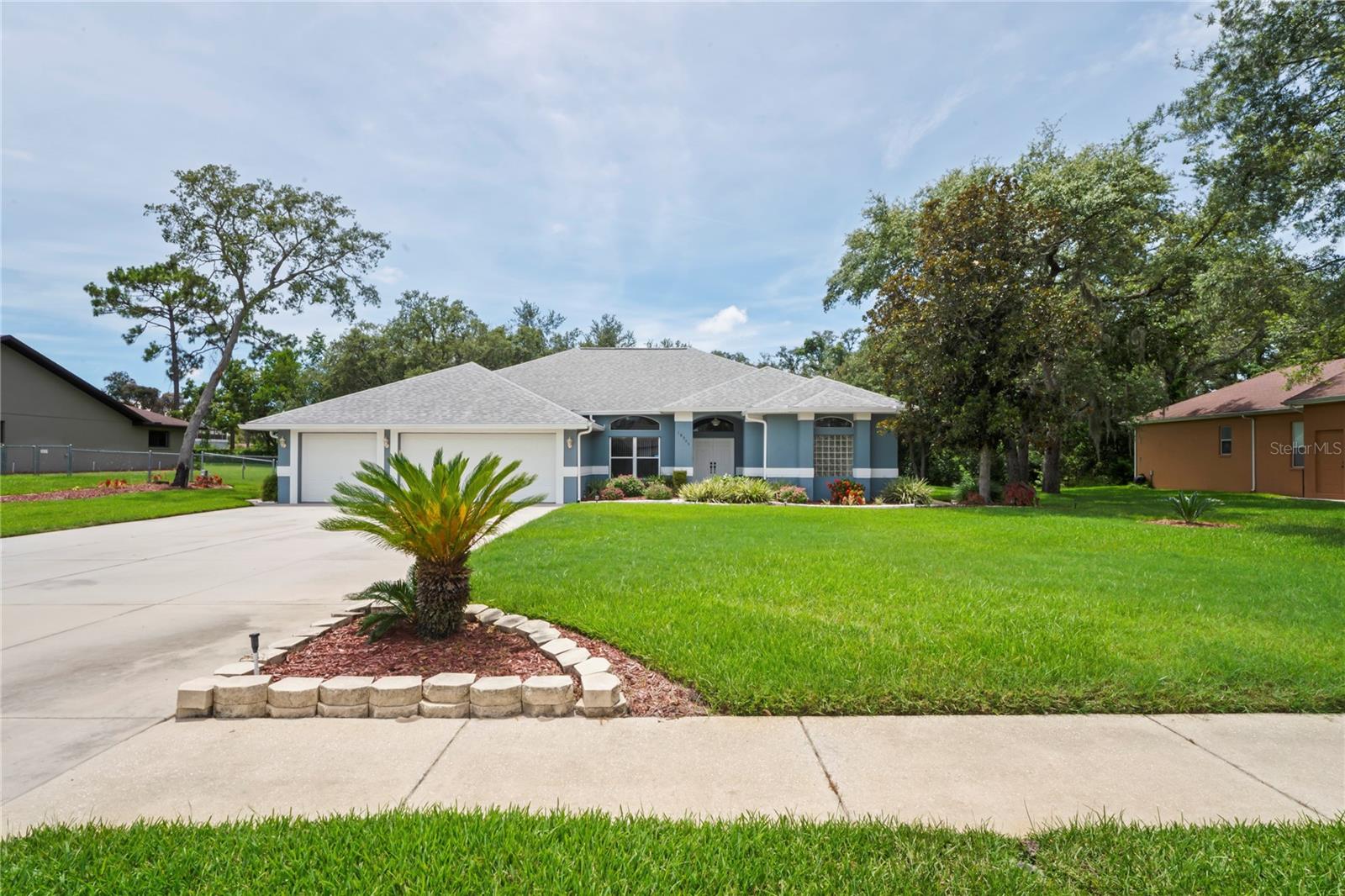 Image 2 of 81 For 18905 Bascomb Lane