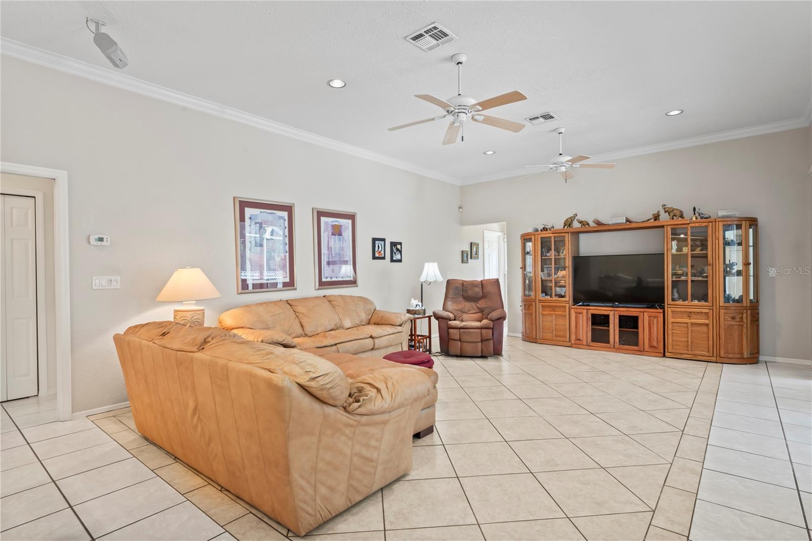 Image 20 of 81 For 18905 Bascomb Lane