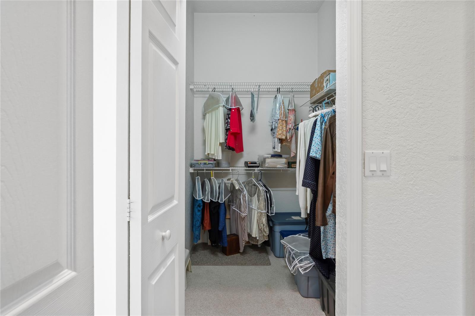 Image 32 of 81 For 18905 Bascomb Lane