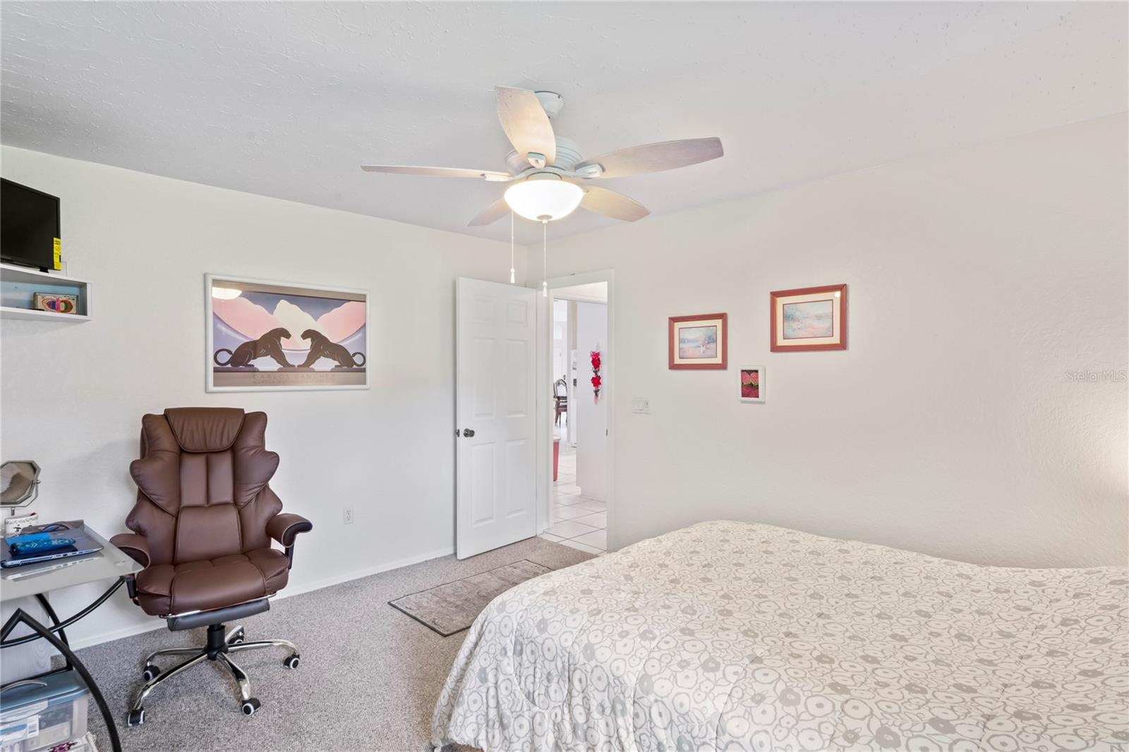 Image 34 of 81 For 18905 Bascomb Lane