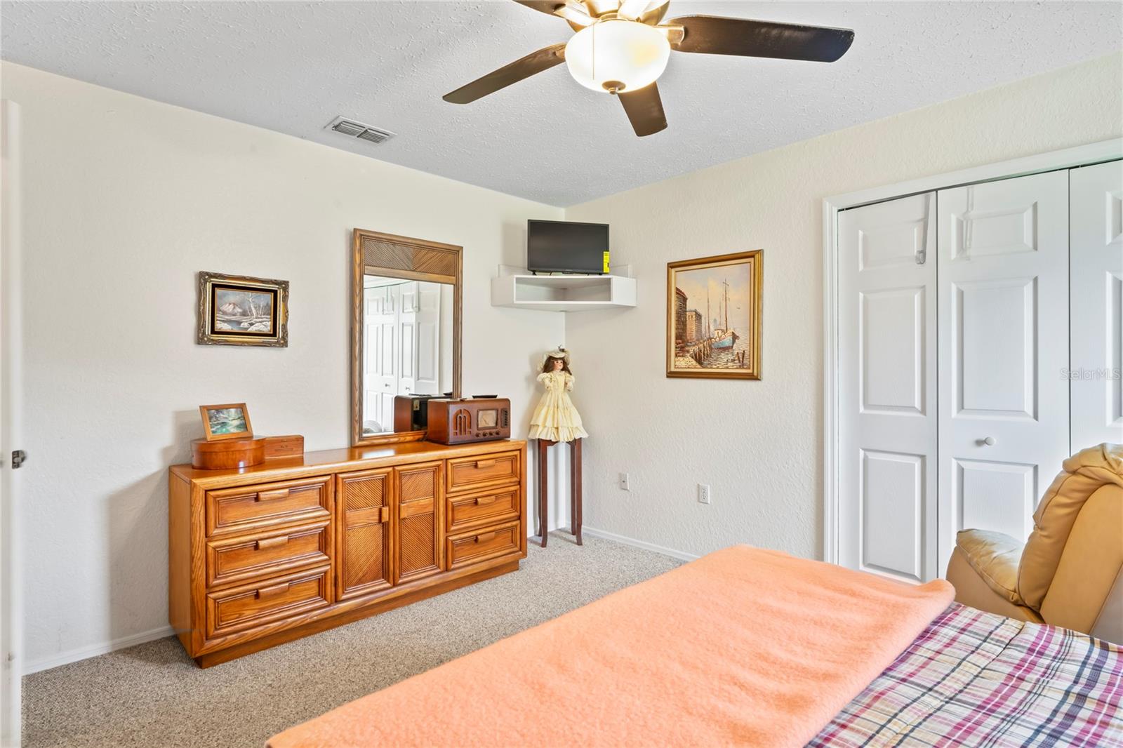 Image 39 of 81 For 18905 Bascomb Lane