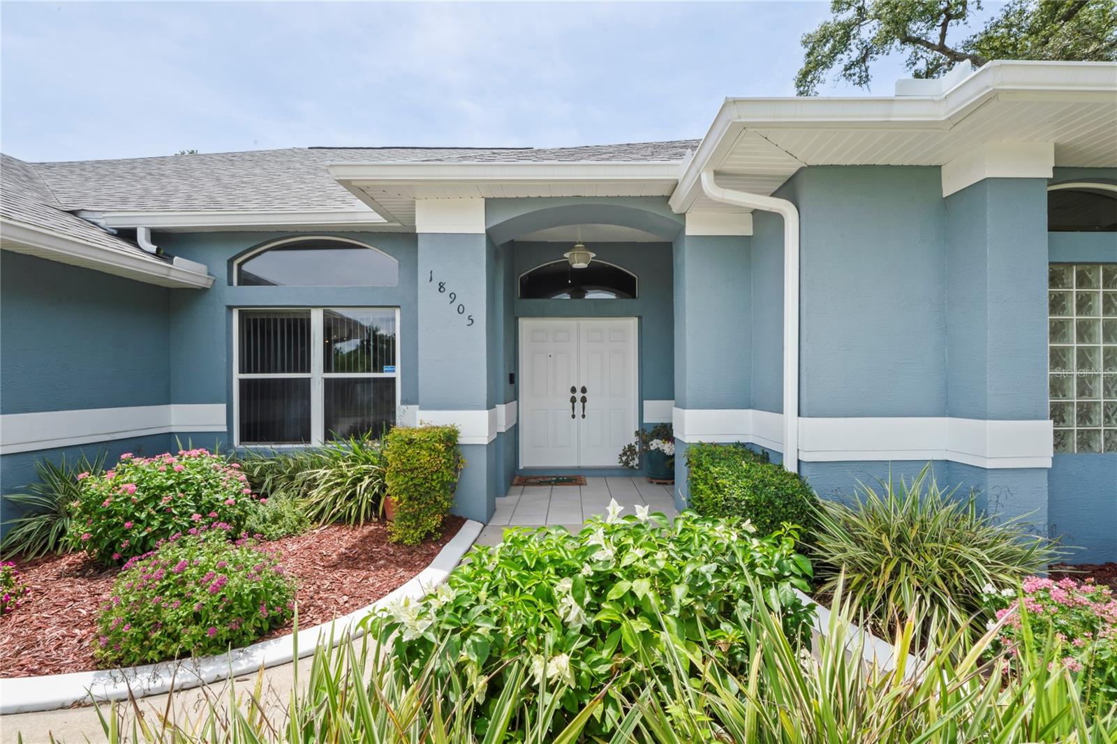 Image 4 of 81 For 18905 Bascomb Lane