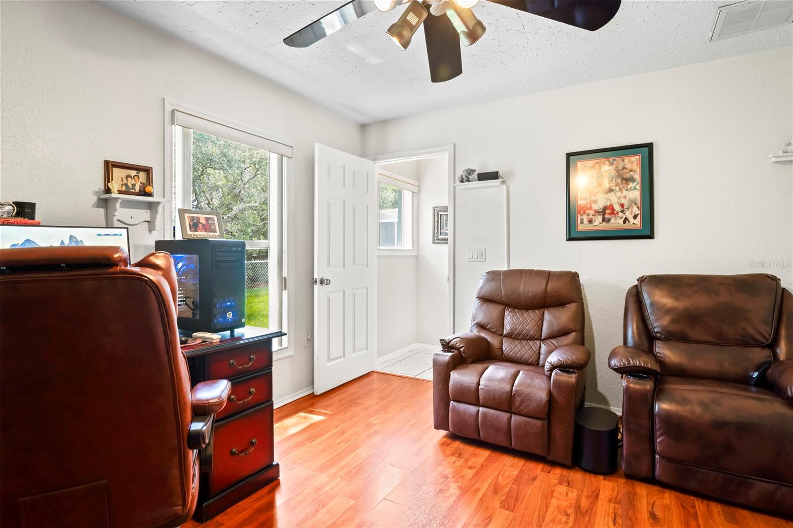 Image 45 of 81 For 18905 Bascomb Lane