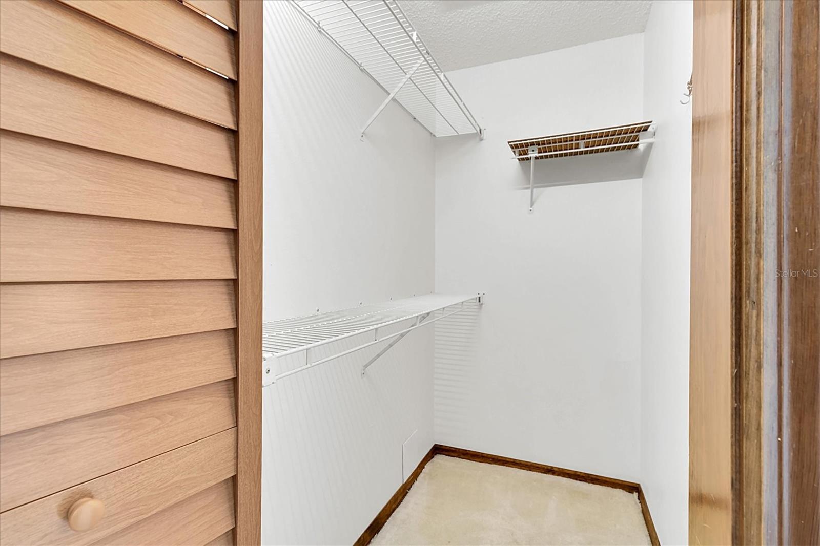 Listing photo id 20 for 3183 Coronet Court