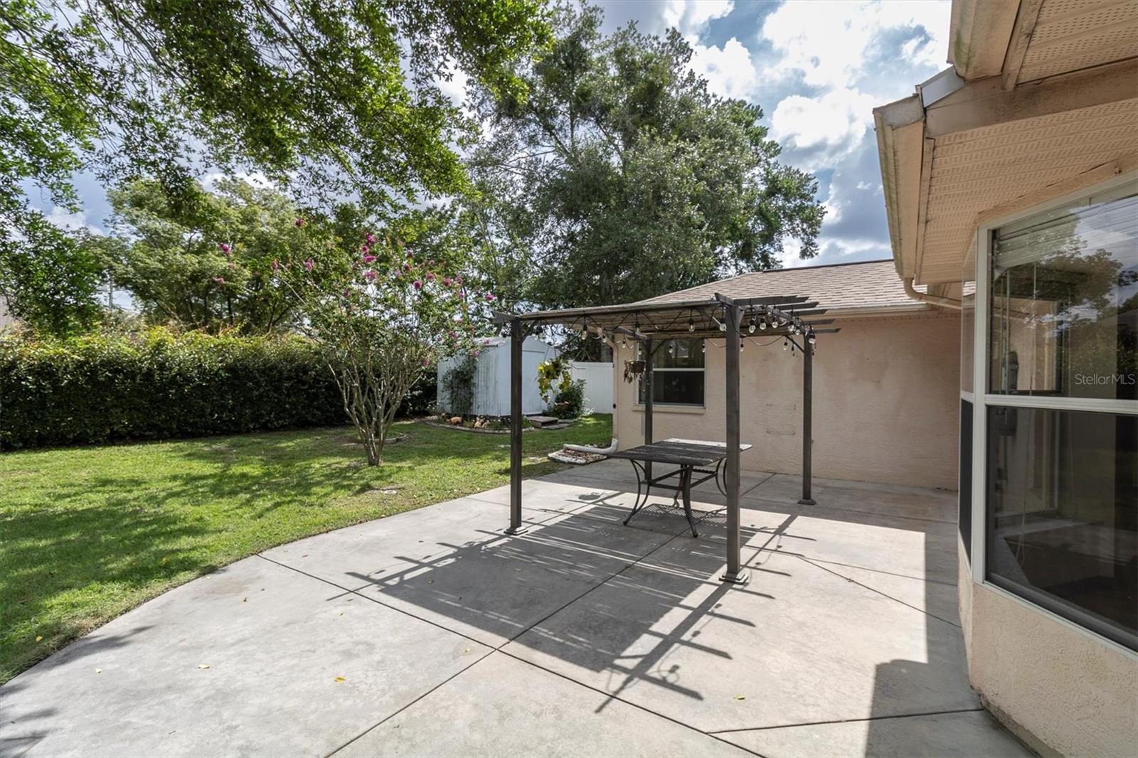 Listing photo id 30 for 3183 Coronet Court