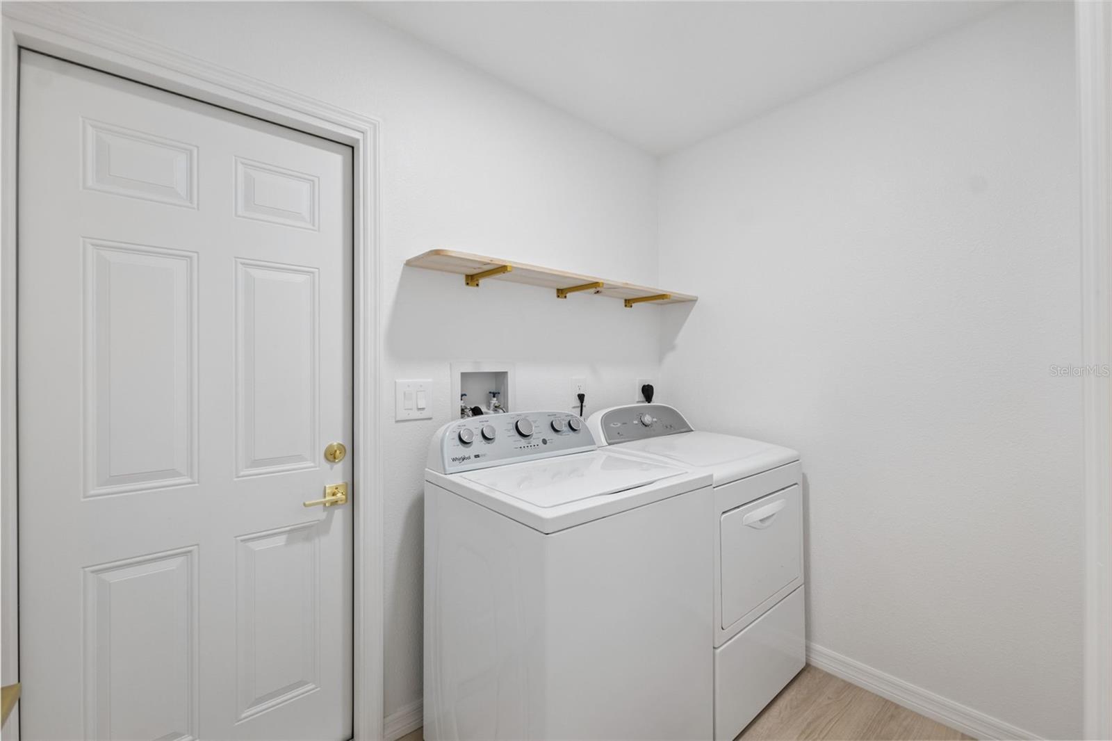 Image 21 of 27 For 7616 Fairlawn Drive