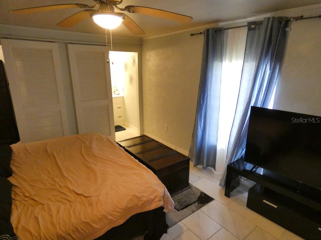Image 18 of 49 For 5130 Mallett Drive
