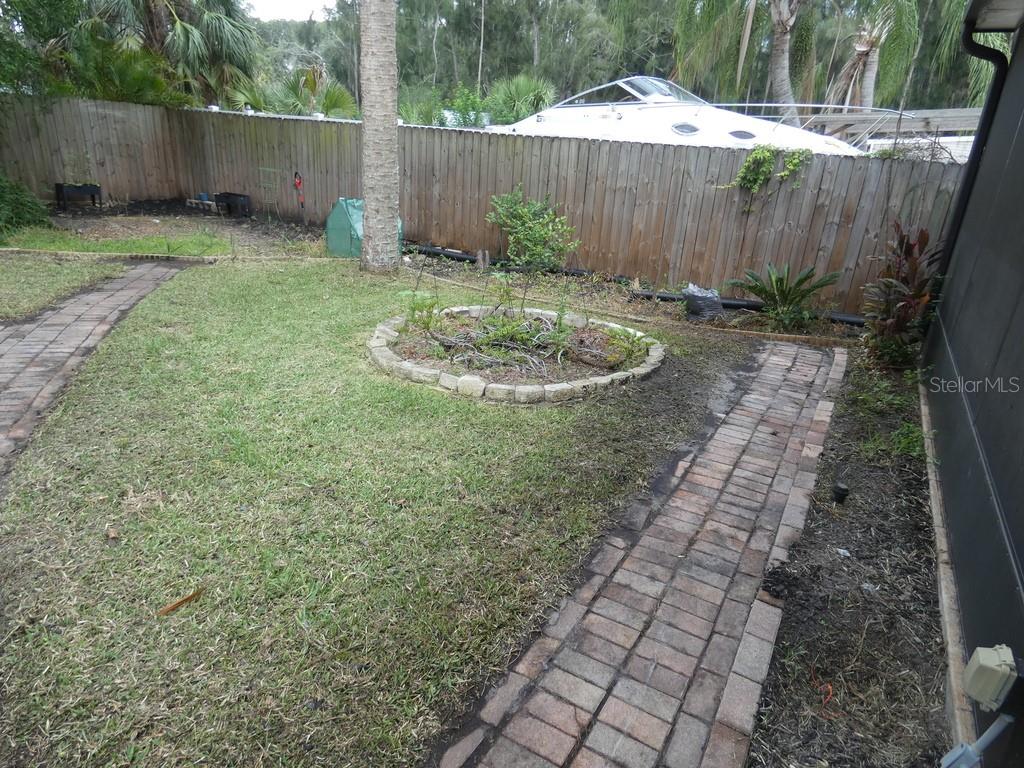 Image 36 of 49 For 5130 Mallett Drive