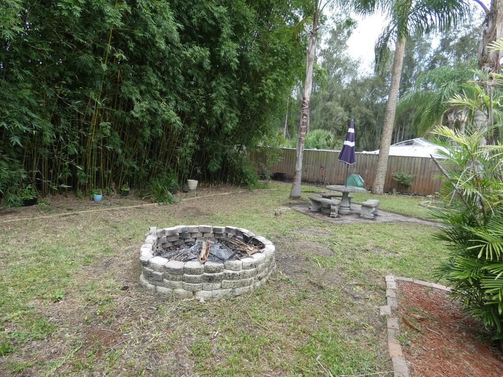 Image 42 of 49 For 5130 Mallett Drive