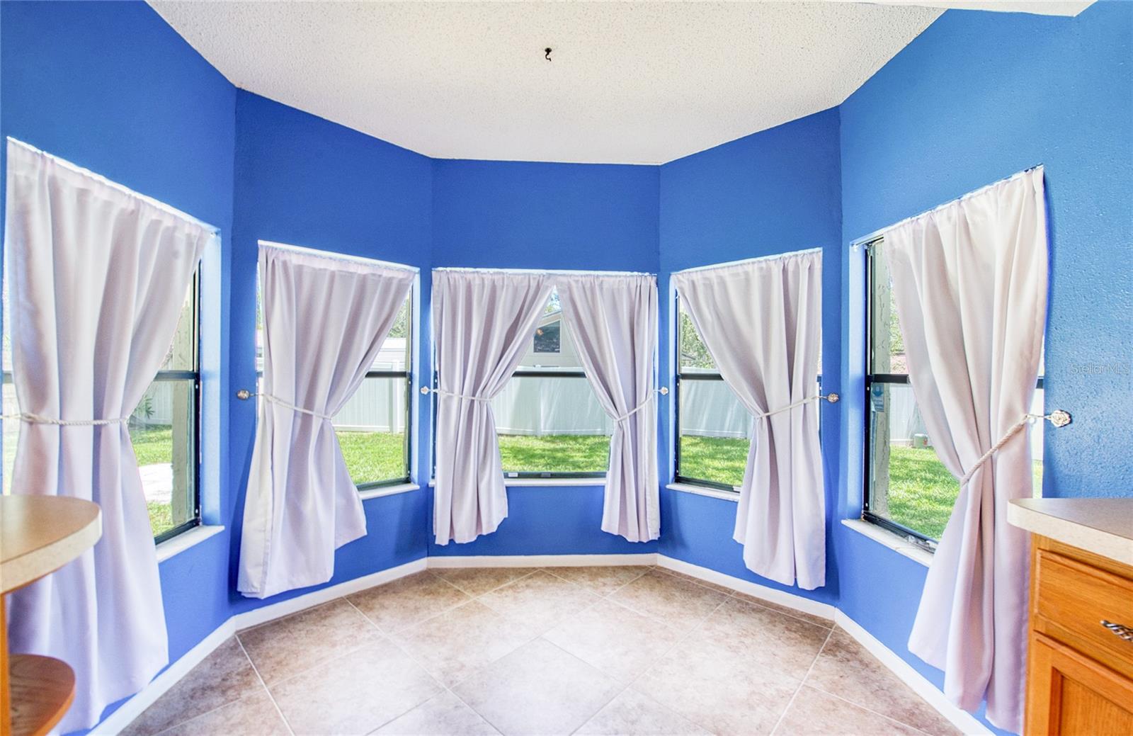 Image 16 of 33 For 213 Lotus Drive