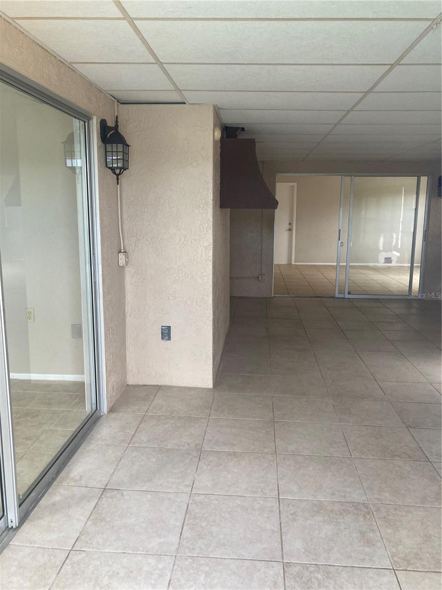 Image 20 of 27 For 7806 Jenner Avenue