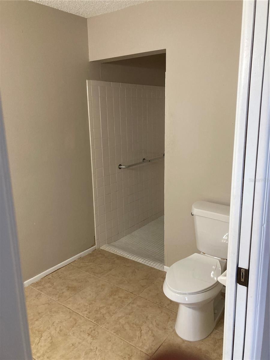 Image 9 of 27 For 7806 Jenner Avenue