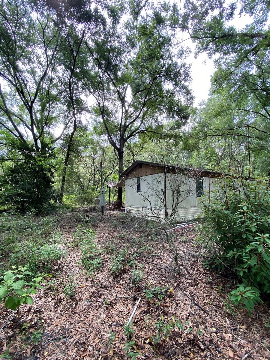 Image 40 of 49 For 14642 Pauline Drive