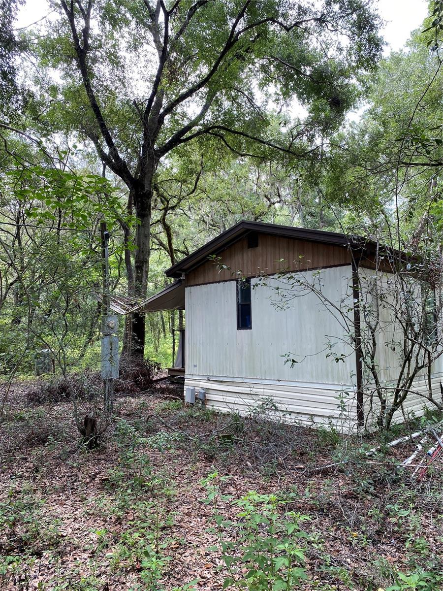 Image 41 of 49 For 14642 Pauline Drive