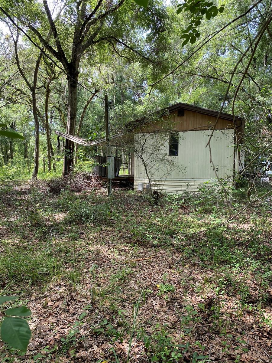 Image 42 of 49 For 14642 Pauline Drive