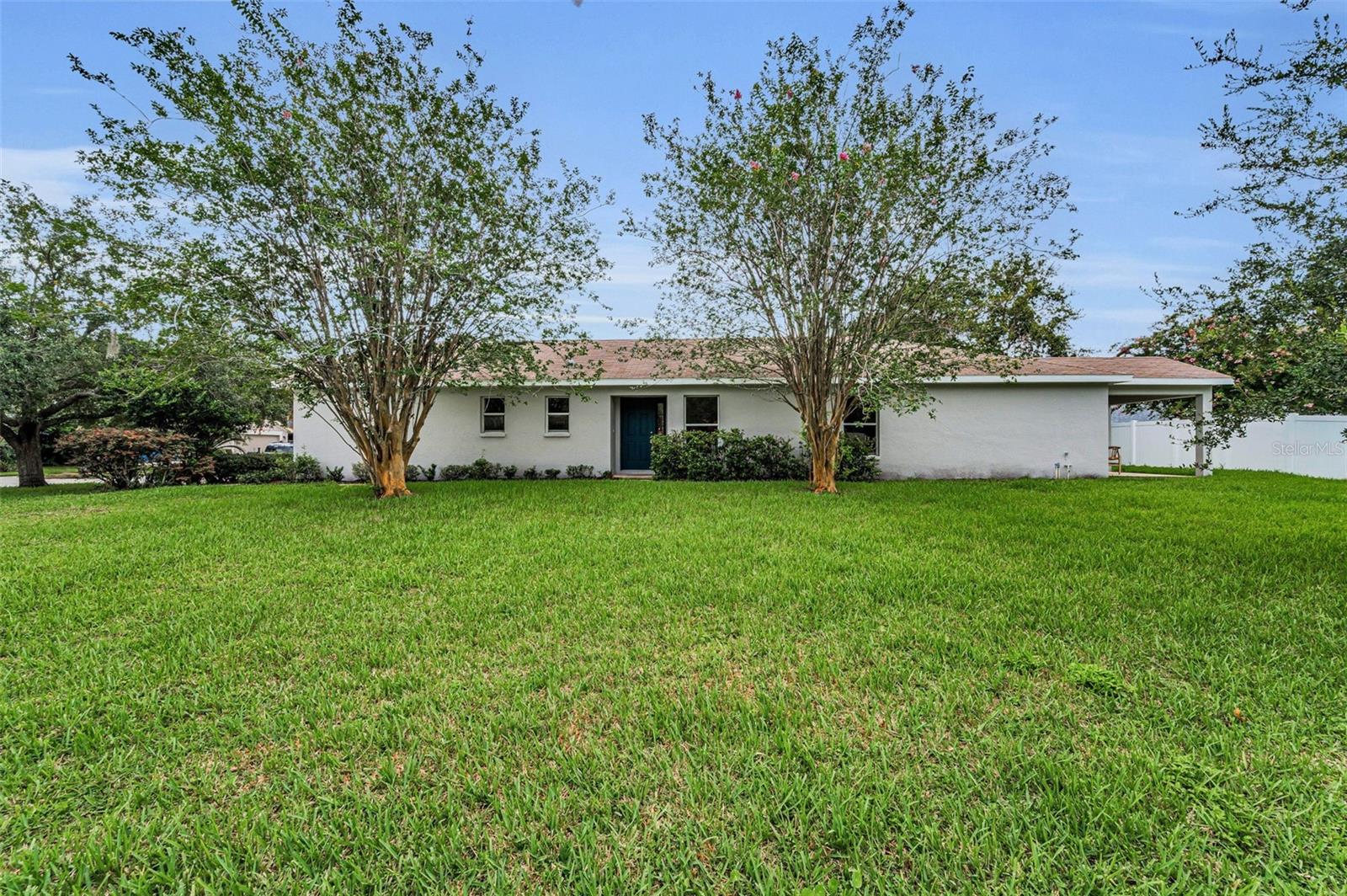 Image 26 of 41 For 11619 Crest Creek Drive