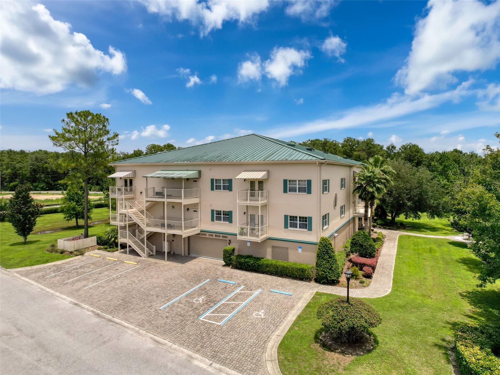 Details for 8176 Southern Pines Drive 8176, BROOKSVILLE, FL 34601