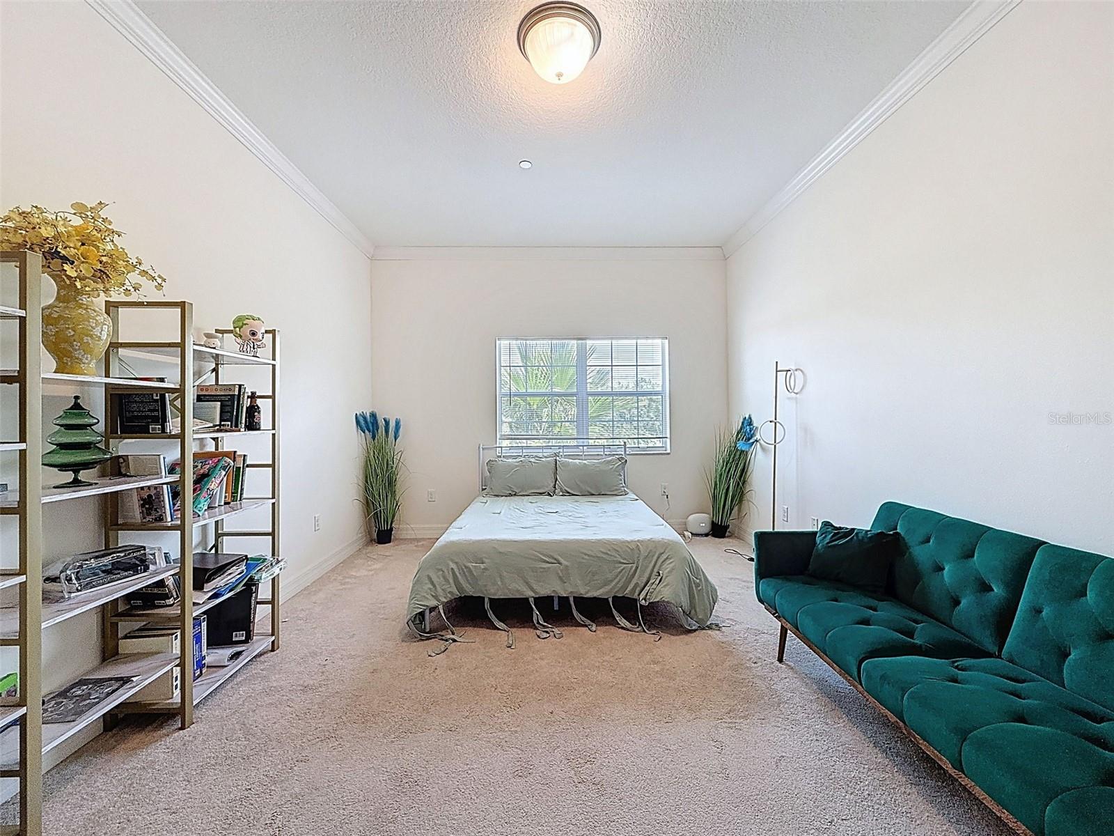Image 16 of 41 For 8176 Southern Pines Drive 8176