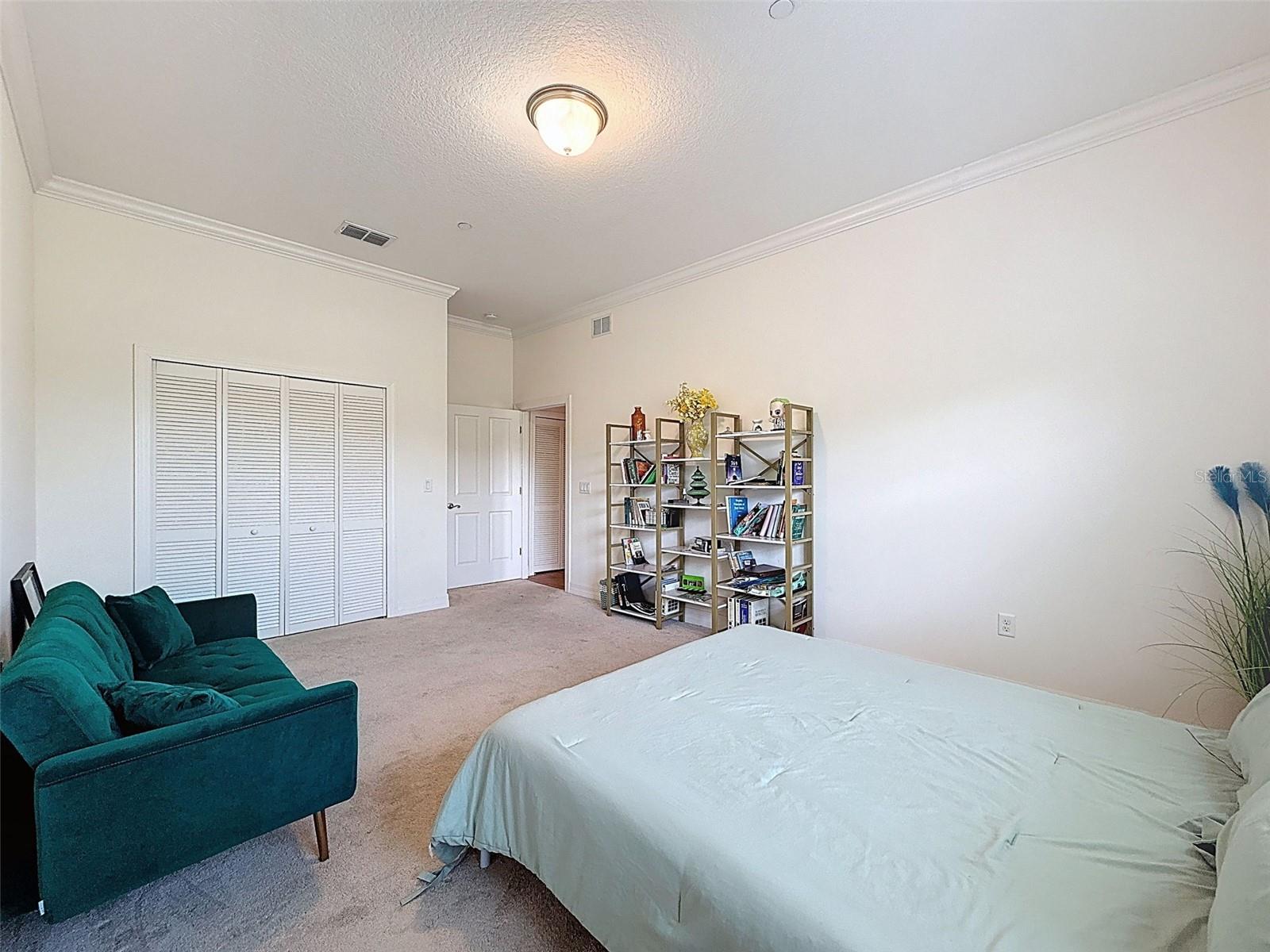 Image 17 of 41 For 8176 Southern Pines Drive 8176