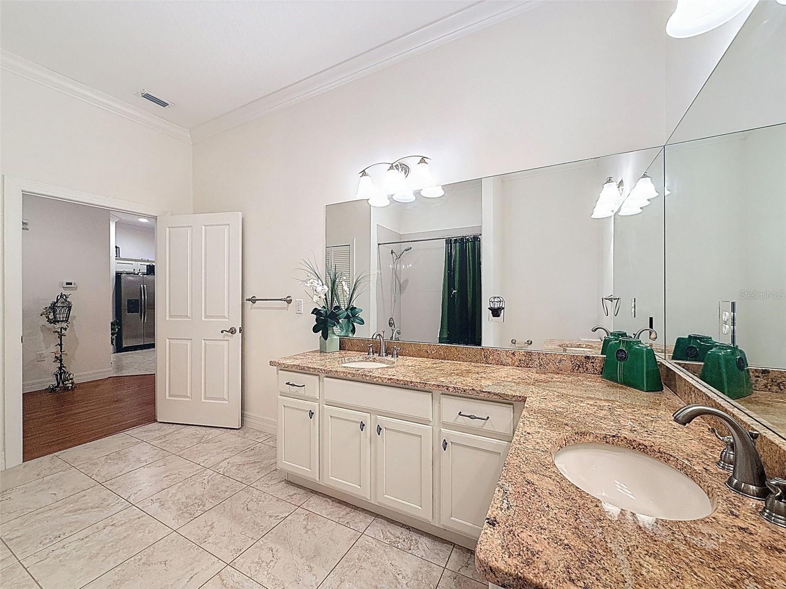 Image 18 of 41 For 8176 Southern Pines Drive 8176