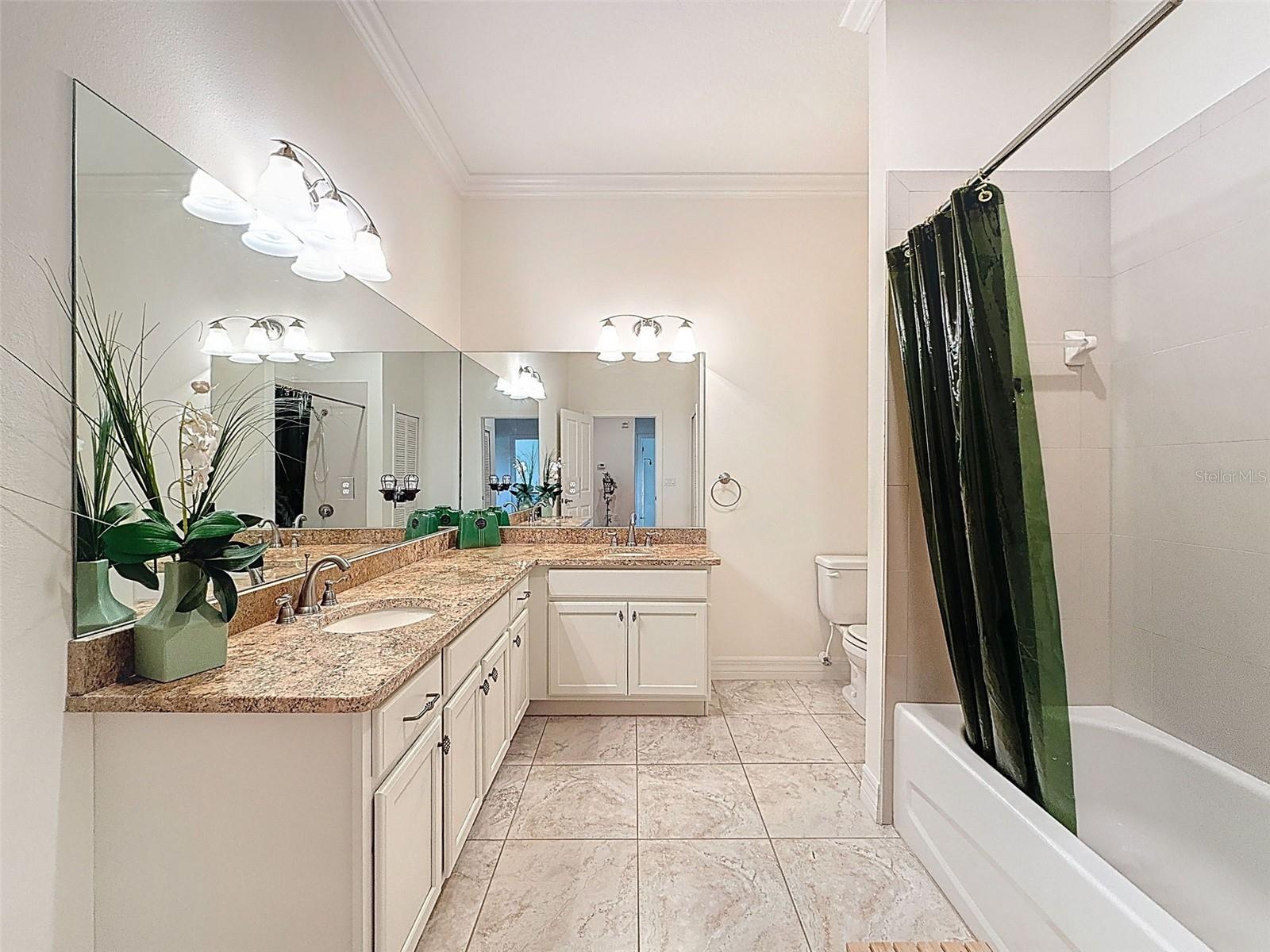 Image 20 of 41 For 8176 Southern Pines Drive 8176