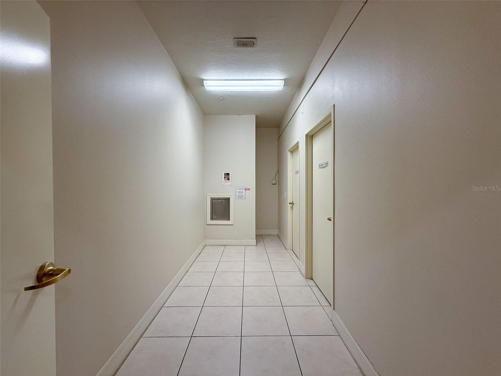 Image 22 of 41 For 8176 Southern Pines Drive 8176