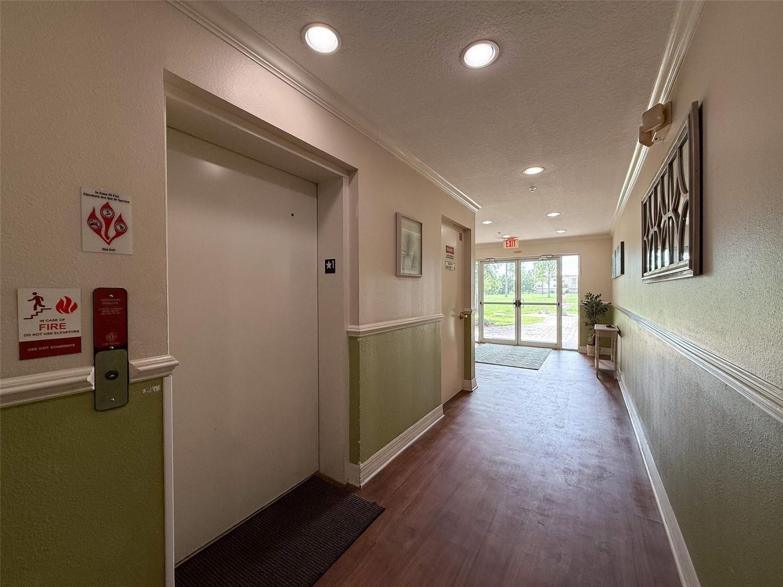 Image 29 of 41 For 8176 Southern Pines Drive 8176