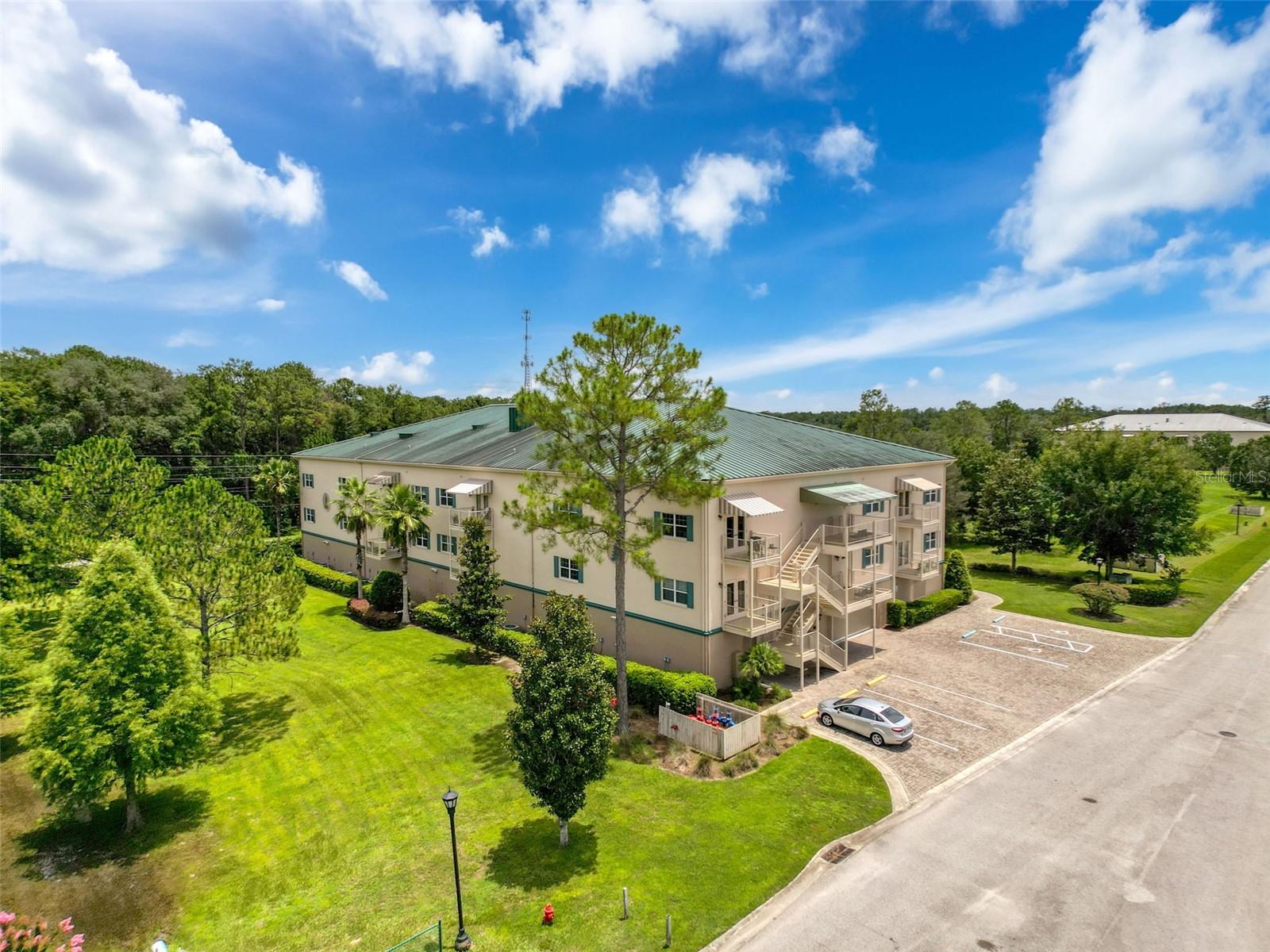 Image 32 of 41 For 8176 Southern Pines Drive 8176