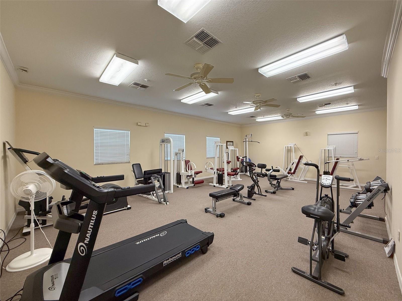 Image 37 of 41 For 8176 Southern Pines Drive 8176