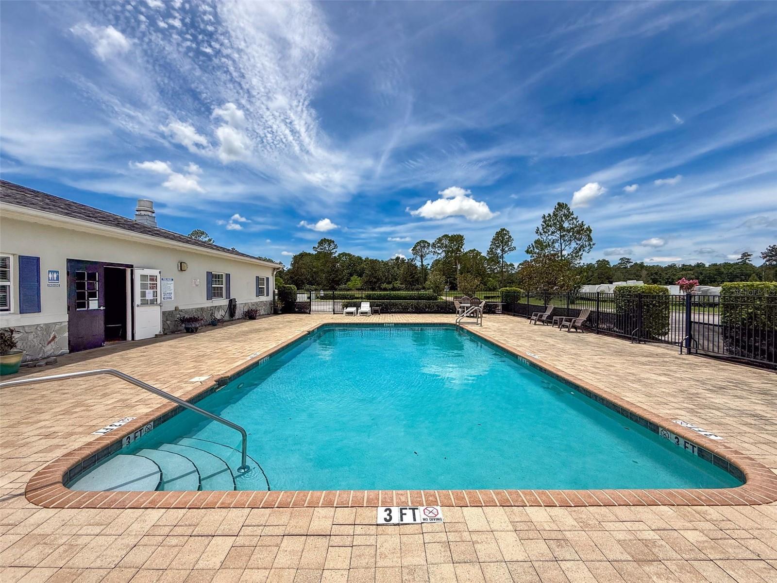 Image 40 of 41 For 8176 Southern Pines Drive 8176