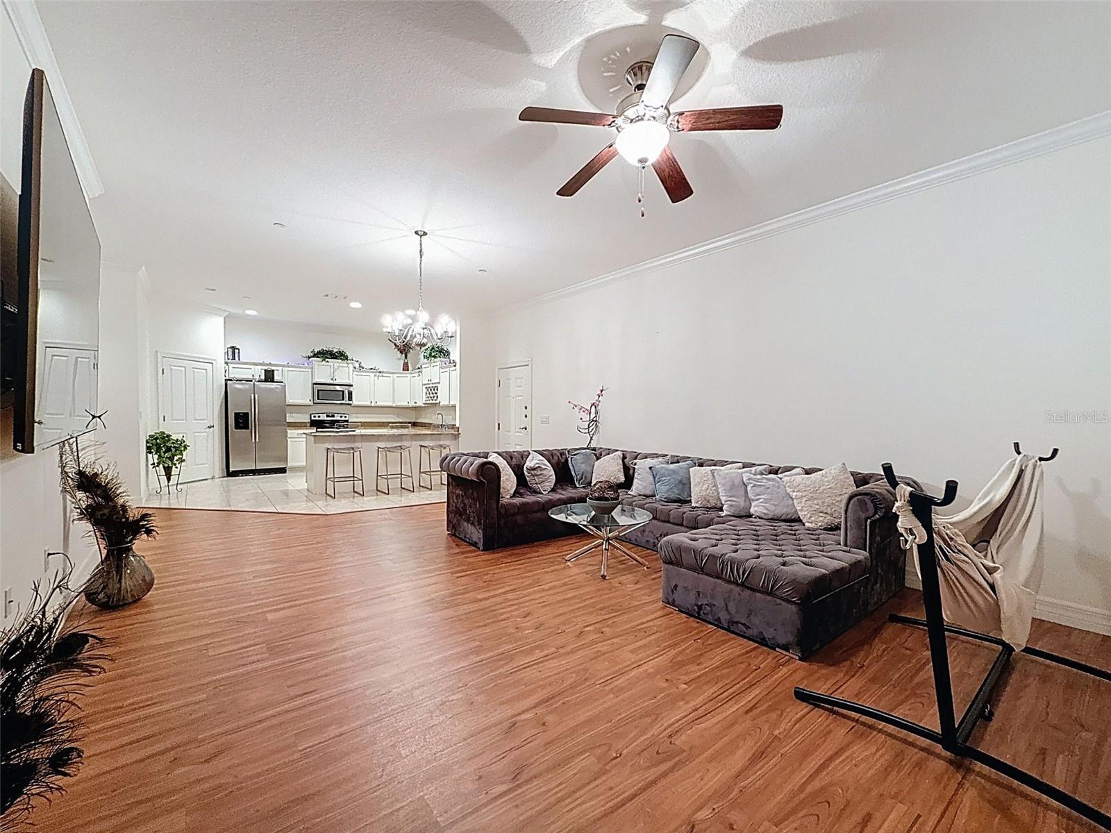 Image 5 of 41 For 8176 Southern Pines Drive 8176