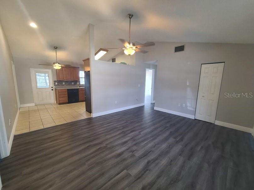 Image 4 of 18 For 3443 Martell Street