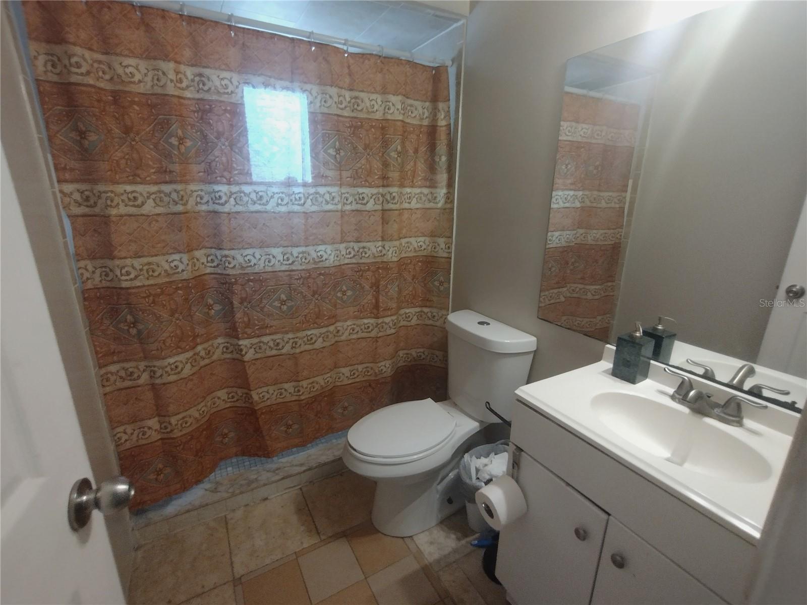Image 14 of 23 For 2419 Appian Avenue