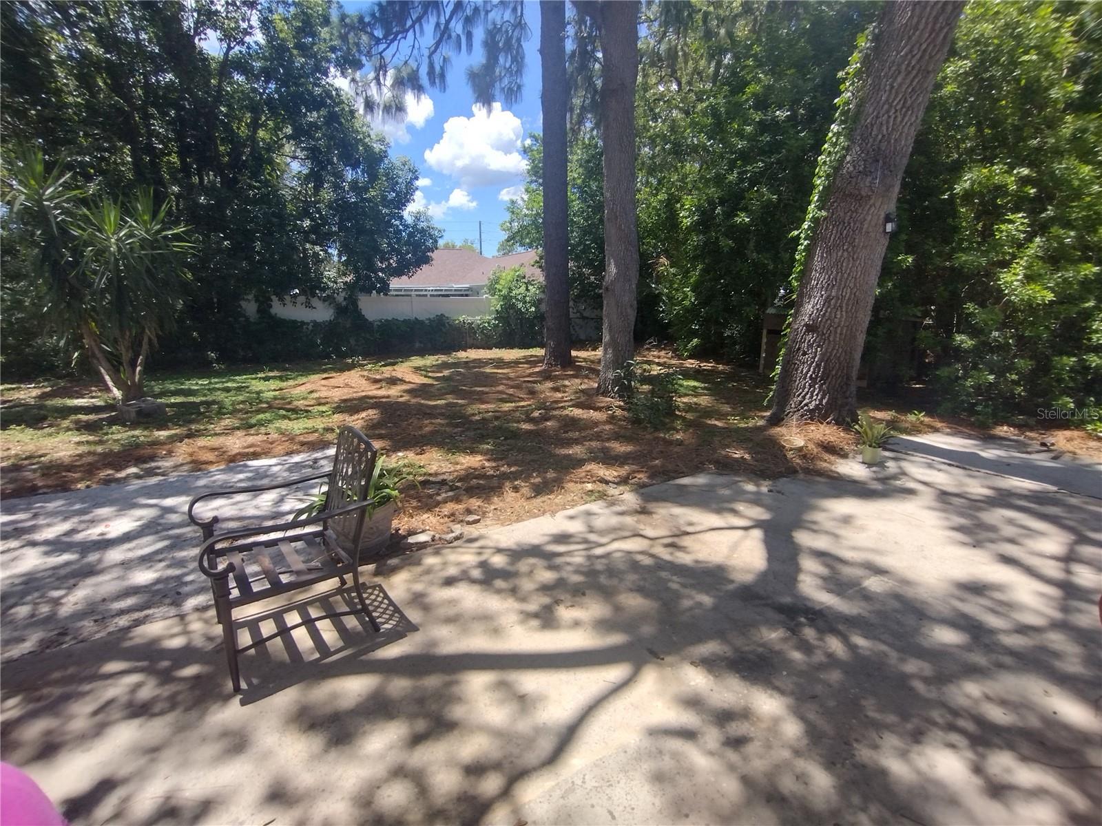 Image 21 of 23 For 2419 Appian Avenue