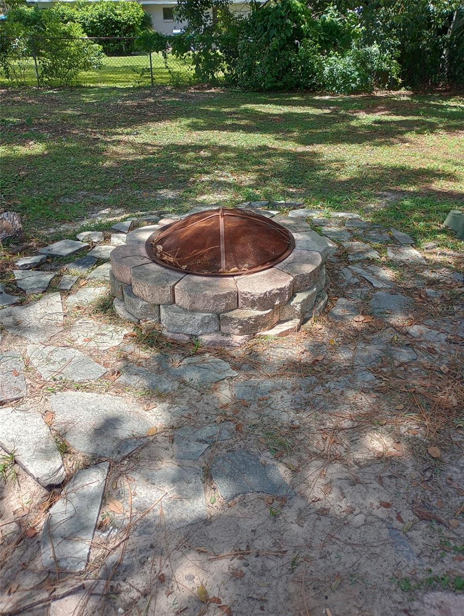 Image 22 of 23 For 2419 Appian Avenue