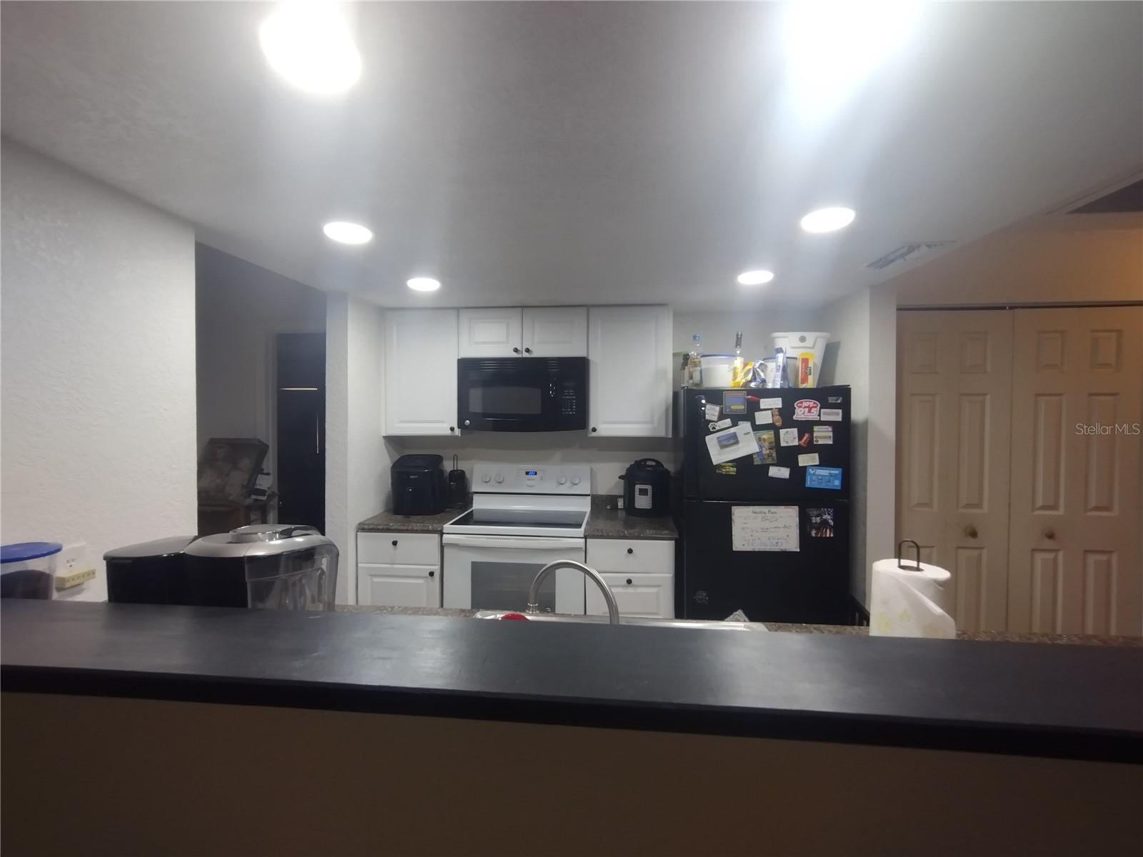 Image 7 of 23 For 2419 Appian Avenue