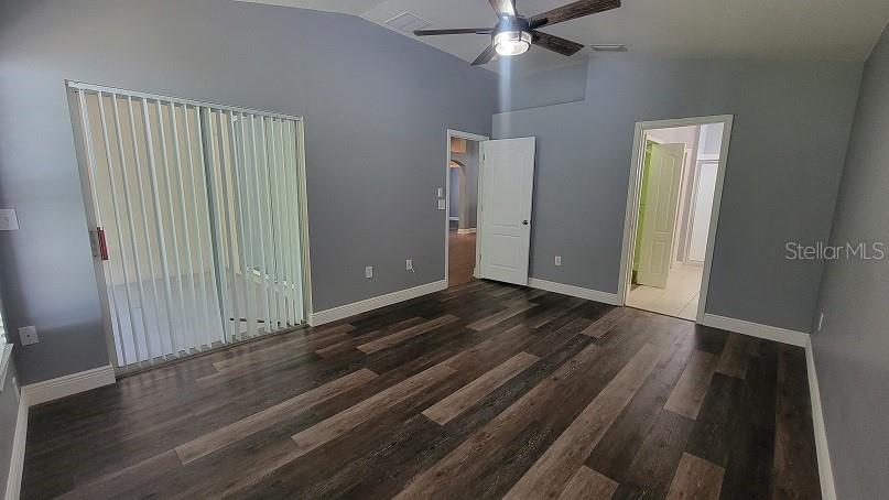 Image 16 of 29 For 15933 Leatherleaf Lane