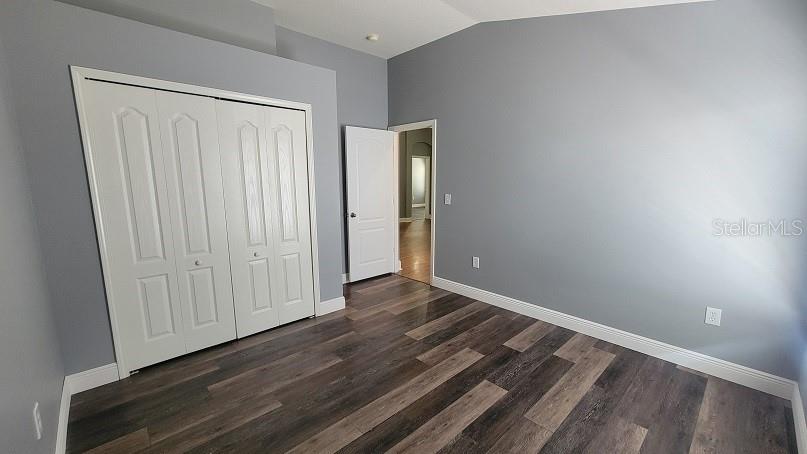 Image 21 of 29 For 15933 Leatherleaf Lane