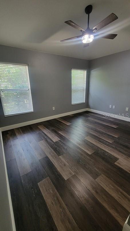Image 24 of 29 For 15933 Leatherleaf Lane