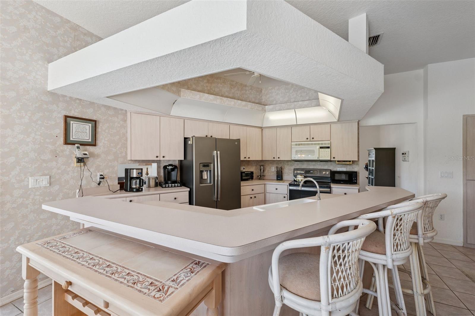 Listing photo id 16 for 8921 Kilmer Way