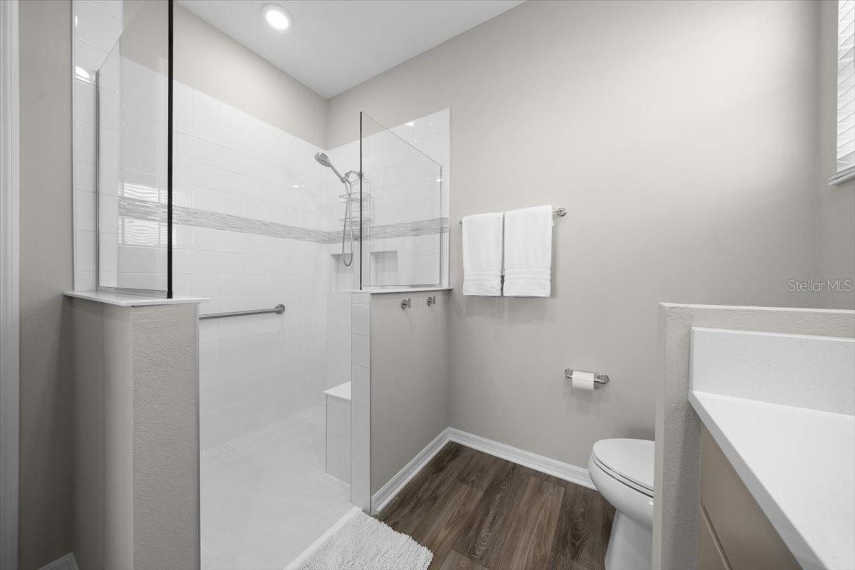 Image 14 of 83 For 7942 86th Terrace Road