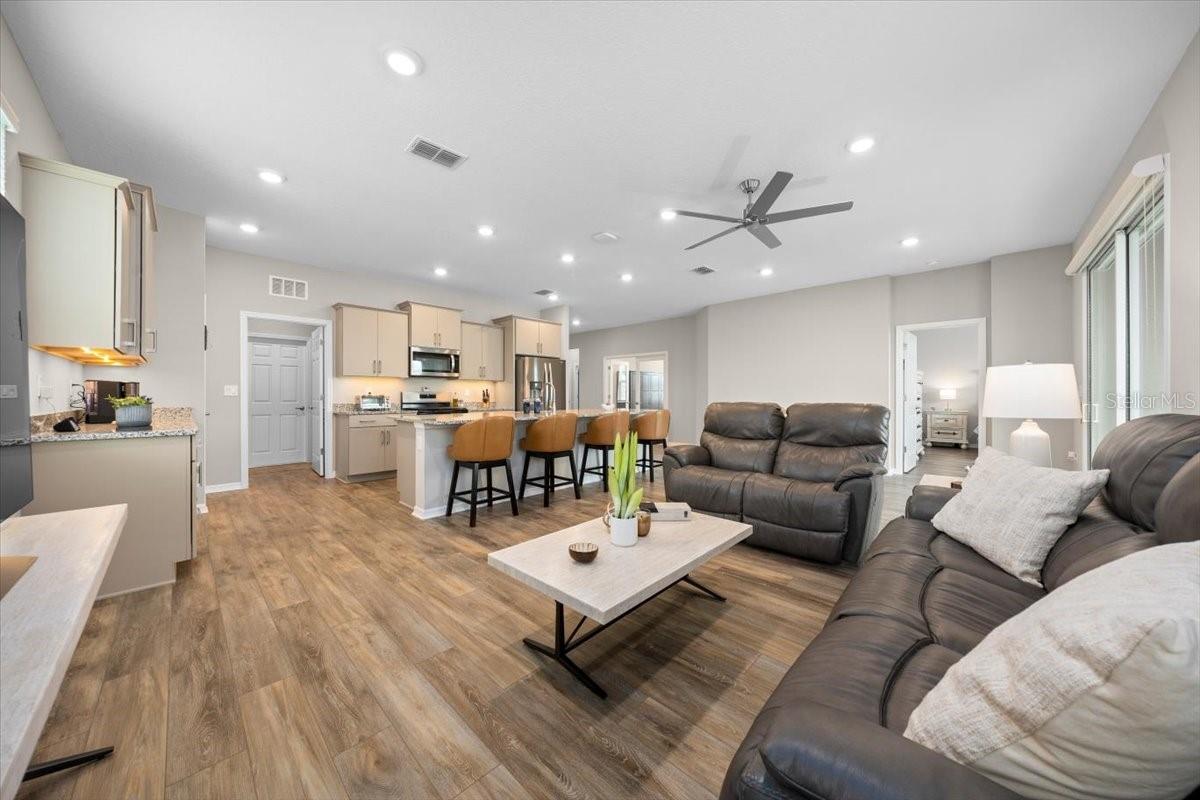 Image 41 of 83 For 7942 86th Terrace Road