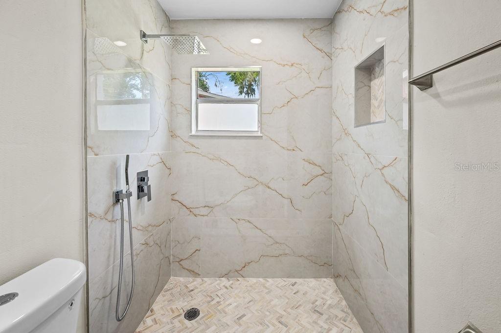 Image 11 of 28 For 4905 Toni Avenue